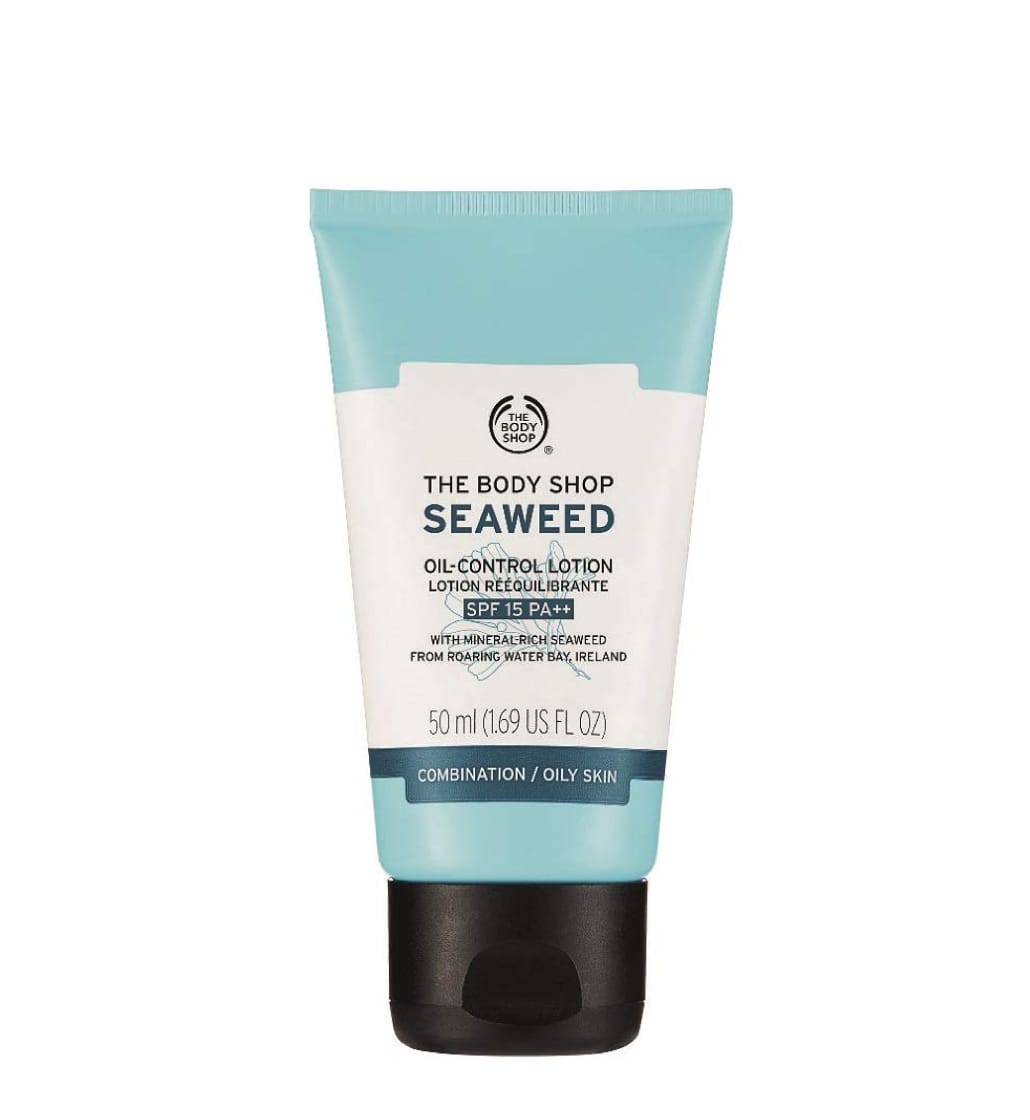 The Body Shop Seaweed Oil-Control Lotion SPF 15 PA++ –Mattifying Facial Moisturizer for Combination to Oily Skin (50 ml)